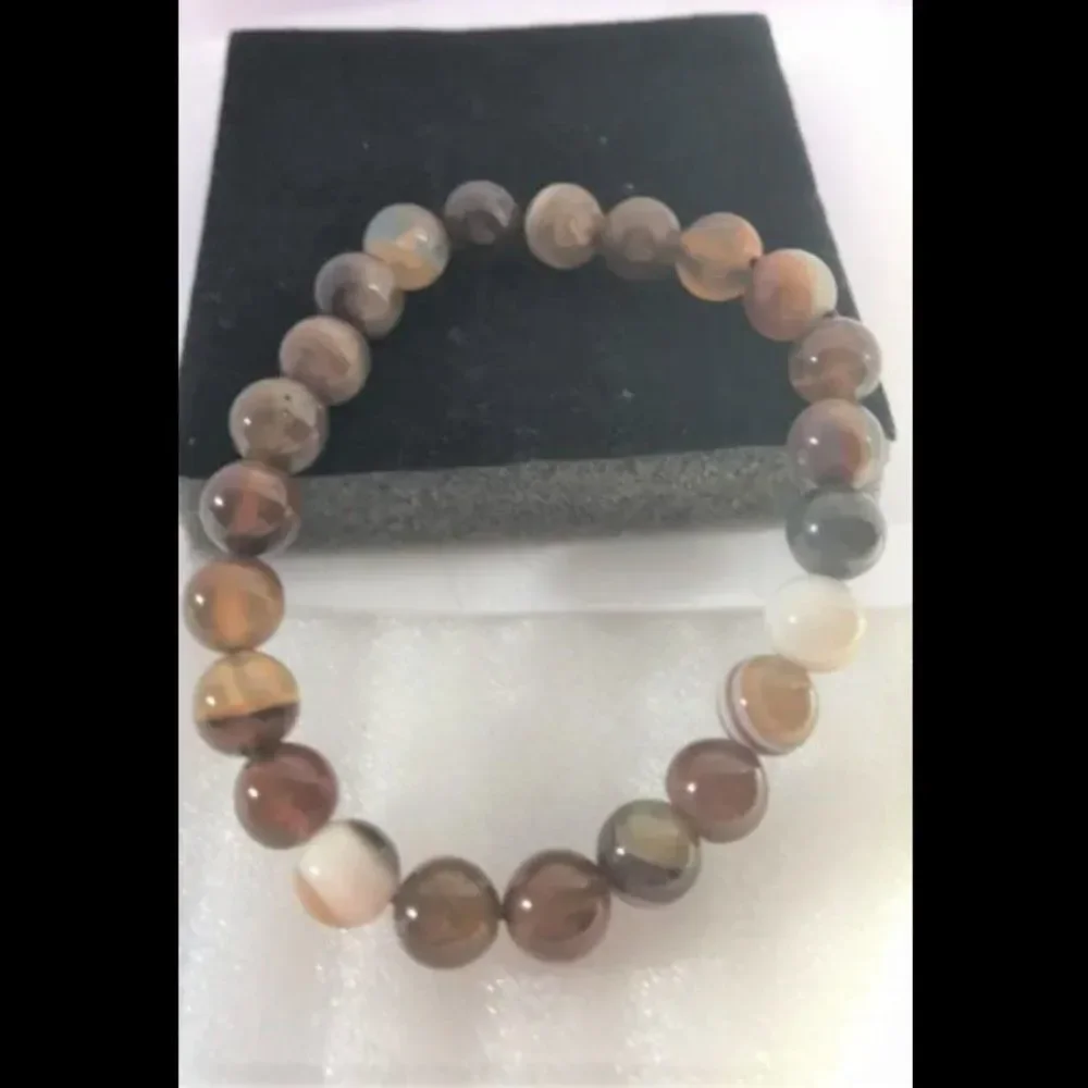 Banded Agate Beaded Bracelet - 8mm - Stretches